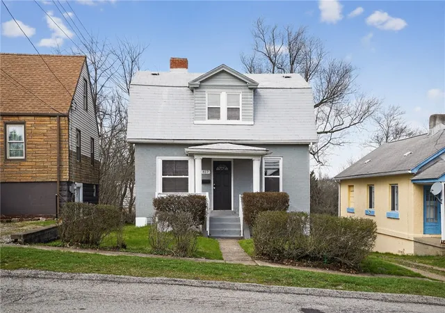 Photo 1 of Single family home for sale at 817 Elizabeth St, Pittsburgh, PA 15221 | MLS# 1745649 | Listing updated on 2026-09-09