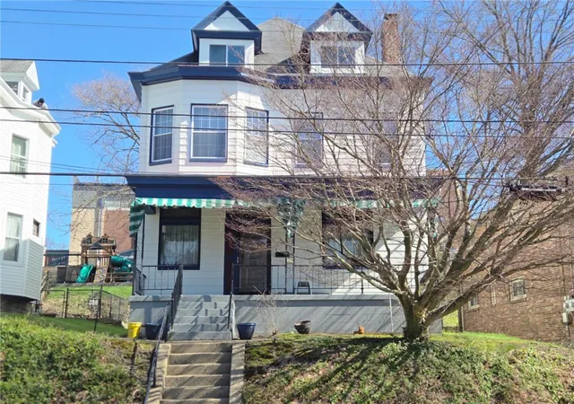 Photo 2 of Single family home for sale at 326 Mckinley Ave, Avalon, PA 15202 | MLS# 1746902 | Listing updated on 2026-10-04