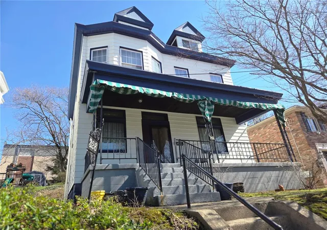 Photo 3 of Single family home for sale at 326 Mckinley Ave, Avalon, PA 15202 | MLS# 1746902 | Listing updated on 2026-10-04