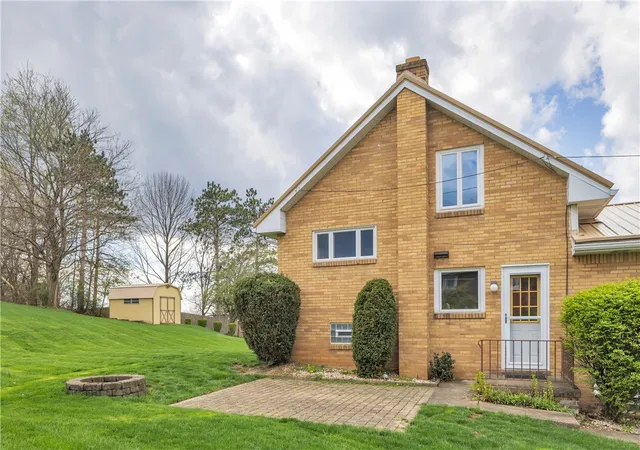 Photo 2 of Sale Pending at 105 Northumberland Dr, Irwin, PA 15642 | MLS# 1747107 | Listing updated on 2026-09-14