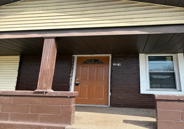 Single family home for sale at 1278 Lincoln St, Vandergrift, PA 15690 | MLS# 1747439