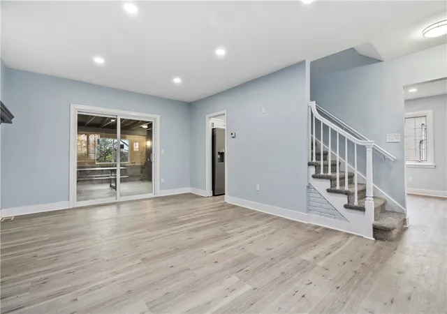Photo 3 of Single family home for sale at 7826 Oak St, Pittsburgh, PA 15237 | MLS# 1747290 | Listing updated on 2026-10-06