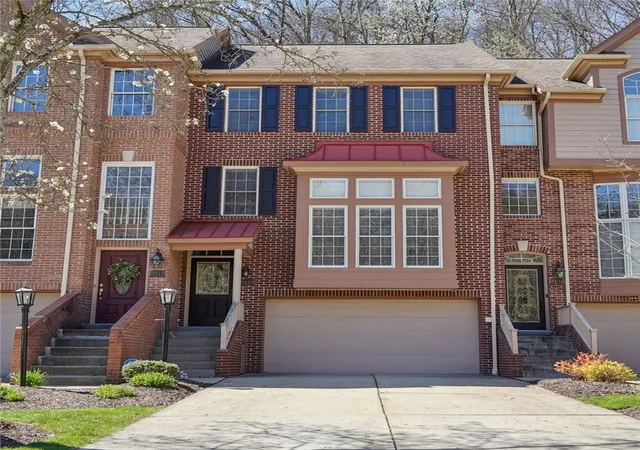Photo 1 of Sale Pending at 2119 Huntington Ct S, Wexford, PA 15090 | MLS# 1747623 | Listing updated on 2026-09-12