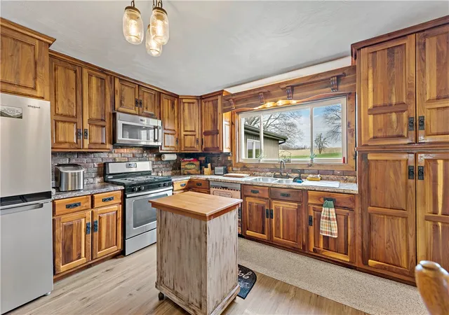 Photo 4 of Single family home for sale at 166 Seminole Rd, New Bethlehem, PA 16242 | MLS# 1747614 | Listing updated on 2026-09-09