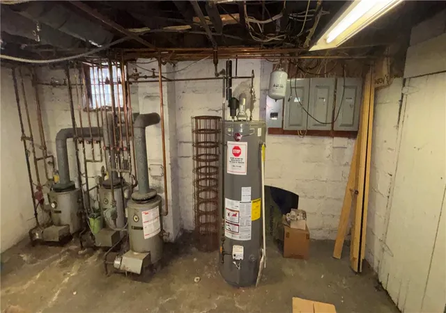 Listing Photo 2 - Condo for sale in building located at 1751 Harvard Ave, Pittsburgh, PA 15218