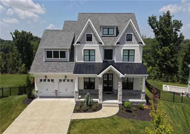Photo 2 of Single family home for sale at 5018 Spruce Rd, Gibsonia, PA 15044 | MLS# 1747791 | Listing updated on 2026-09-01
