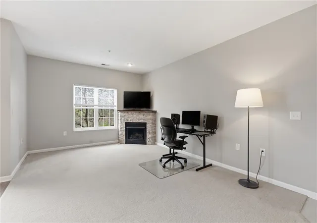 Listing Photo 4 - Condo for sale in building located at 411 Stockton Ridge, Cranberry Township, PA 16066