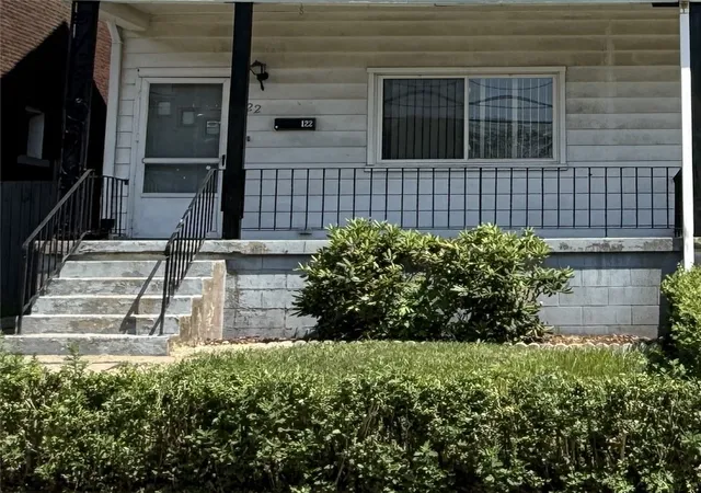 Photo 2 of Single family home for sale at 122 Greydon Ave, Mc Kees Rocks, PA 15136 | MLS# 1748723 | Listing updated on 2026-09-01