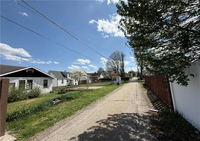 Photo 3 of Single family home for sale at 12 Connor St, Uniontown, PA 15401 | MLS# 1749219 | Listing updated on 2026-09-11