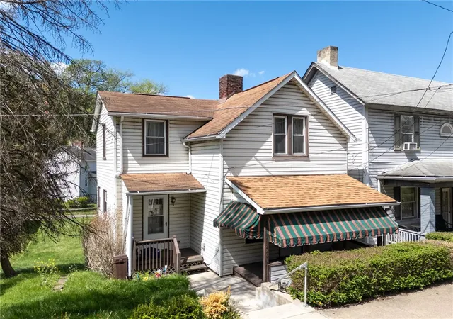 Photo 1 of Sale Pending at 226 Elm St, Canonsburg, PA 15317 | MLS# 1749974 | Listing updated on 2026-09-13