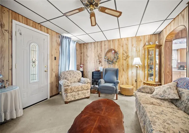 Photo 3 of Sale Pending at 226 Elm St, Canonsburg, PA 15317 | MLS# 1749974 | Listing updated on 2026-09-13