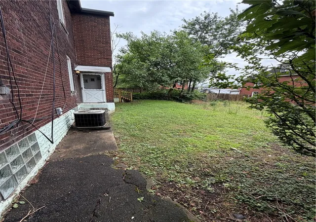 Photo 2 of Single family home for sale at 147 Auriles St, Duquesne, PA 15110 | MLS# 1749984 | Listing updated on 2026-09-12