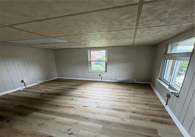Photo 3 of Single family home for sale at 147 Auriles St, Duquesne, PA 15110 | MLS# 1749984 | Listing updated on 2026-09-12