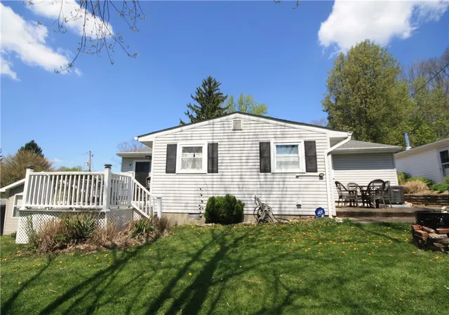 Photo 2 of Single family home for sale at 11999 Crafton Ave, Conneaut Lake, PA 16316 | MLS# 1750194 | Listing updated on 2026-09-06