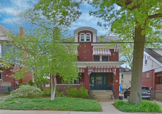 Photo 1 of Single family home for sale at 212 Virginia Ave, Aspinwall, PA 15215 | MLS# 1750249 | Listing updated on 2026-09-14