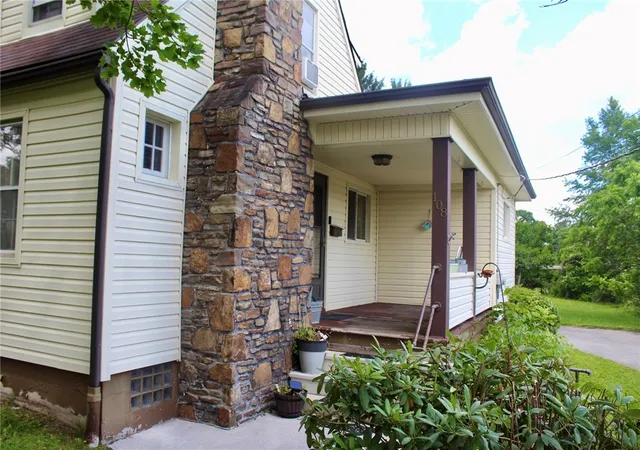 Photo 2 of Single family home for sale at 108 Coldren St, Richland School District, PA 15904 | MLS# 1750451 | Listing updated on 2026-09-02