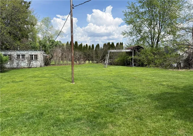 Photo 4 of Single family home for sale at 108 Coldren St, Richland School District, PA 15904 | MLS# 1750451 | Listing updated on 2026-09-02