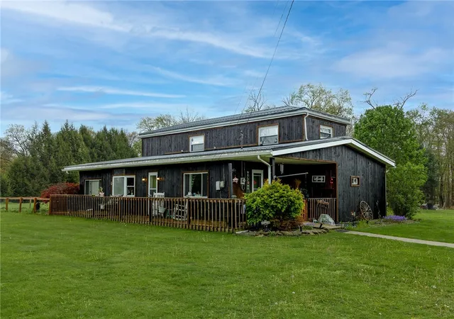 Single family home for sale at 118 Eau Claire Rd, Venango Twp, PA 16049 | MLS# 1750892