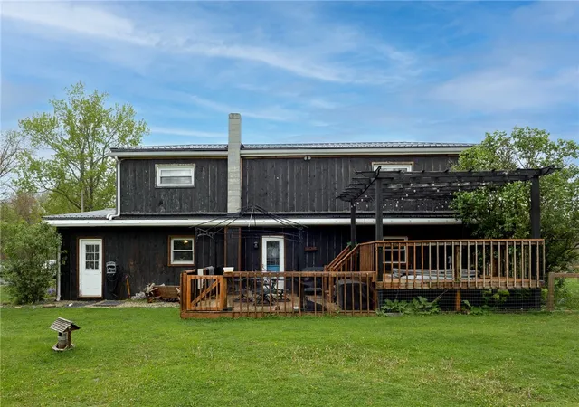 Photo 2 of Single family home for sale at 118 Eau Claire Rd, Venango Twp, PA 16049 | MLS# 1750892 | Listing updated on 2026-09-08