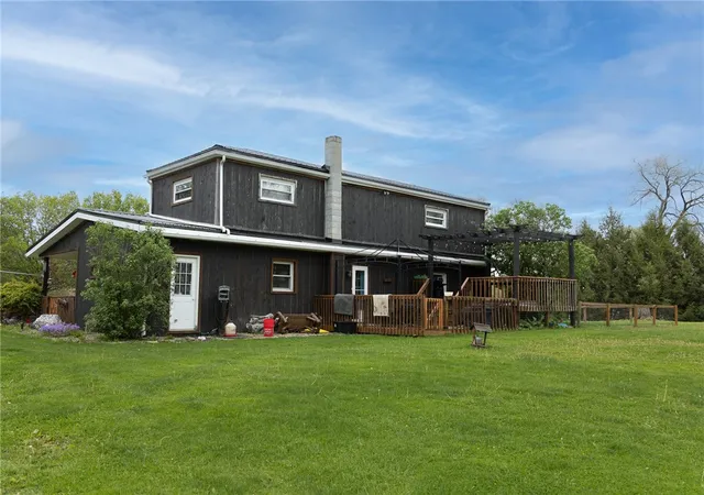 Photo 4 of Single family home for sale at 118 Eau Claire Rd, Venango Twp, PA 16049 | MLS# 1750892 | Listing updated on 2026-09-08