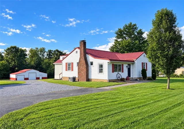 Photo 1 of Single family home for sale at 2017 Eastbrook Rd, New Castle, PA 16101 | MLS# 1750986 | Listing updated on 2026-09-11