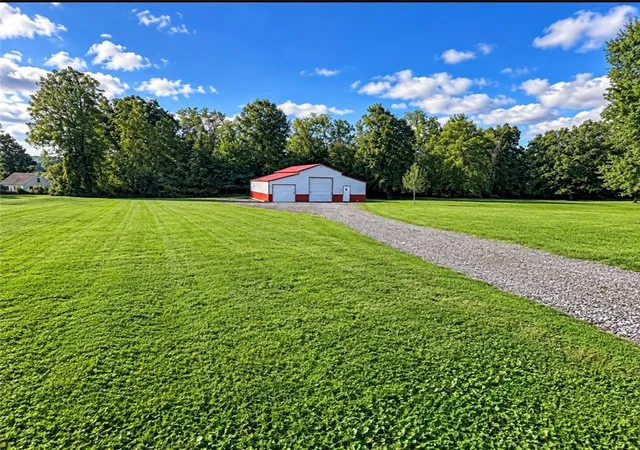 Photo 43 of Single family home for sale at 2017 Eastbrook Rd, New Castle, PA 16101 | MLS# 1750986 | Listing updated on 2026-09-11