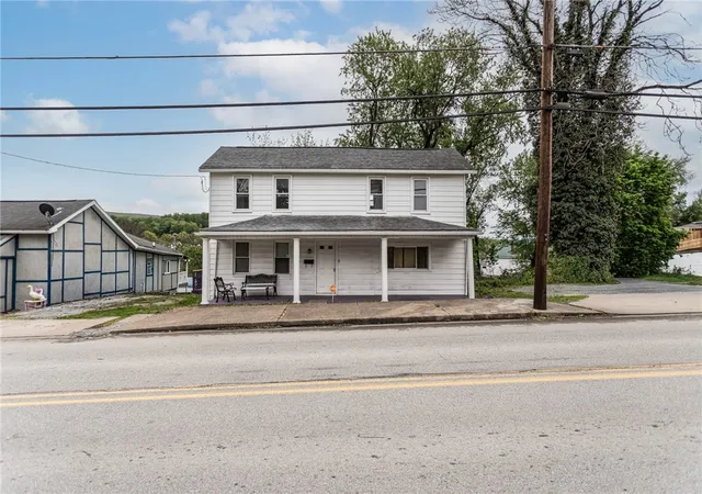 Photo 1 of Single family home for sale at 126 Snyder St, Connellsville, PA 15425 | MLS# 1751327 | Listing updated on 2026-09-01