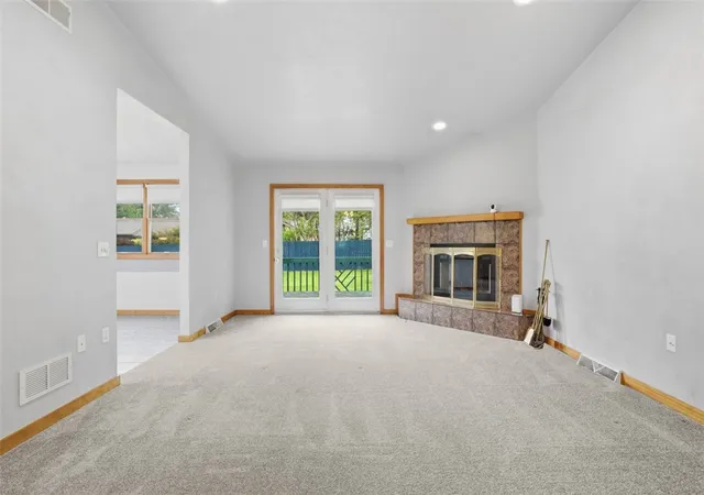 Photo 3 of Single family home for sale at 2757 Edith St, Lower Burrell, PA 15068 | MLS# 1751063 | Listing updated on 2026-09-02