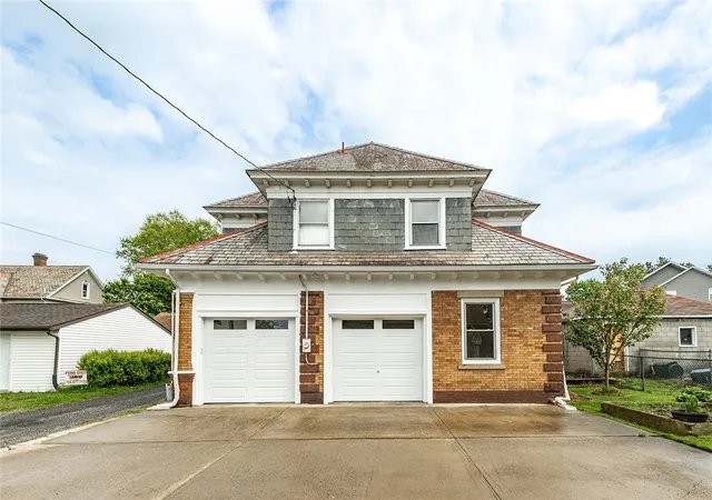 Photo 4 of Single family home for sale at 518 Stewart Ave, Grove City, PA 16127 | MLS# 1751552 | Listing updated on 2026-09-04