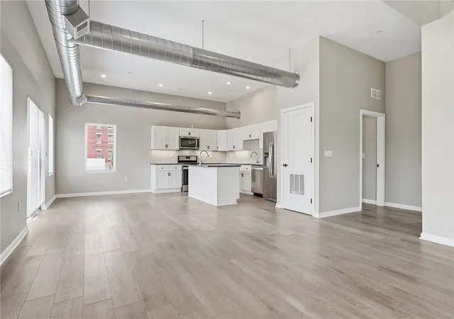 Photo 2 of Condo for sale at 3809 Liberty Ave #201, Pittsburgh, PA 15201 | MLS# 1751521 | Listing updated on 2026-09-06