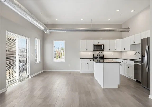 Photo 4 of Condo for sale at 3809 Liberty Ave #201, Pittsburgh, PA 15201 | MLS# 1751521 | Listing updated on 2026-09-06