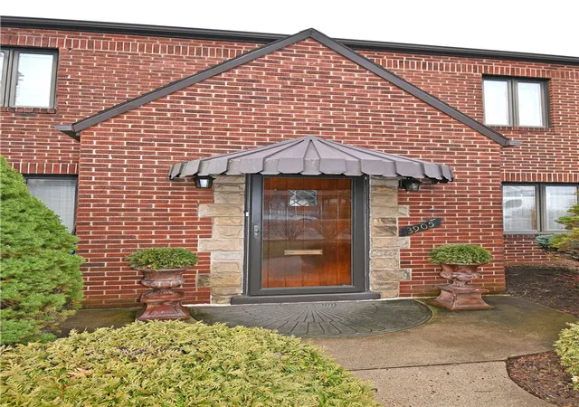 Photo 2 of Single family home for sale at 3905 Brownsville Rd, Pittsburgh, PA 15227 | MLS# 1751840 | Listing updated on 2026-10-21