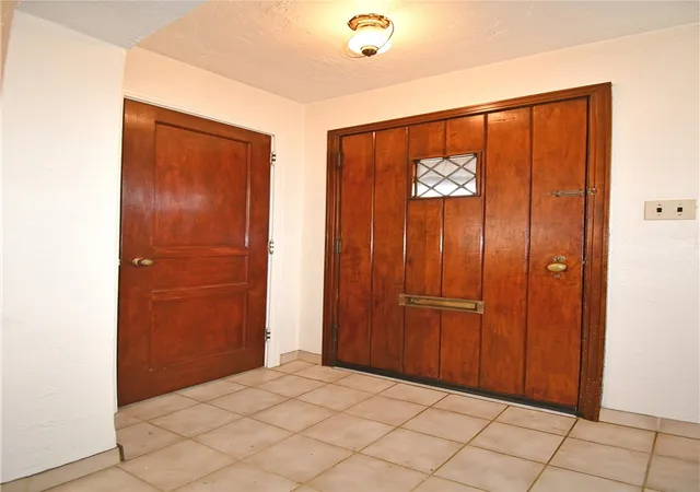 Photo 3 of Single family home for sale at 3905 Brownsville Rd, Pittsburgh, PA 15227 | MLS# 1751840 | Listing updated on 2026-09-26
