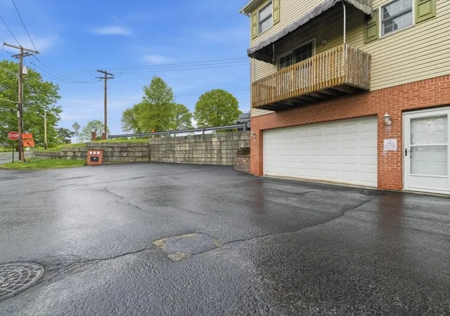 Photo 3 of Condo for sale at 2003 Ridge Rd, Elizabeth Twp/boro, PA 15135 | MLS# 1751857 | Listing updated on 2026-09-03