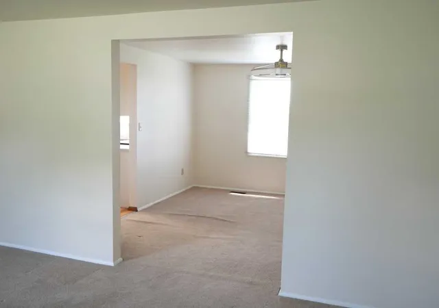 Photo 4 of Single family home for sale at 133 Pagoda Dr, Monroeville, PA 15146 | MLS# 1752107 | Listing updated on 2026-09-08