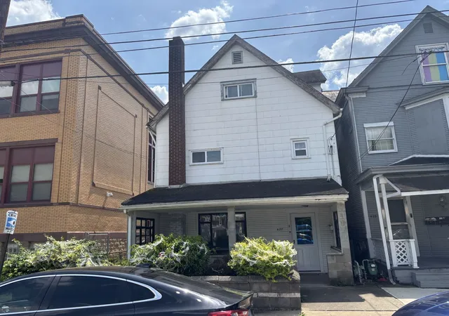 Photo 1 of Single family home for sale at 427 Agatha St, Pitcairn, PA 15140 | MLS# 1752130 | Listing updated on 2026-09-07