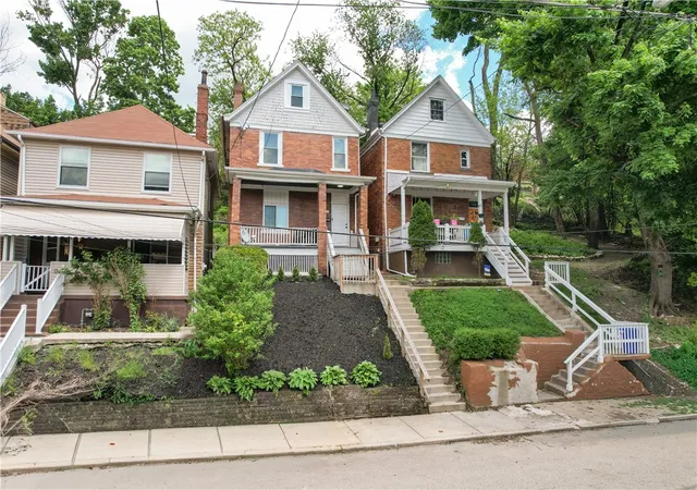 Photo 1 of Single family home for sale at 73 Pasadena St, Mt Washington, PA 15211 | MLS# 1751956 | Listing updated on 2026-09-08
