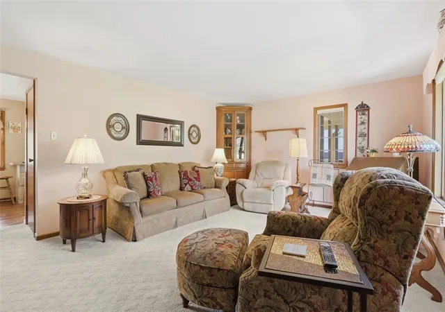 Photo 4 of Single family home for sale at 157 Broadbent Rd, Sewickley, PA 15143 | MLS# 1752206 | Listing updated on 2026-10-04