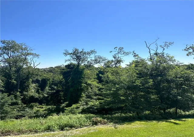 Photo 25 of Sale Pending at 237 Scenic Ridge Dr, Robinson Twp, PA 15205 | MLS# 1752319 | Listing updated on 2026-10-01