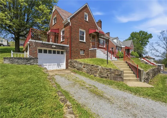 Photo 2 of Single family home for sale at 3605 W 4th Avenue, Beaver Falls, PA 15010 | MLS# 1752434 | Listing updated on 2026-09-02