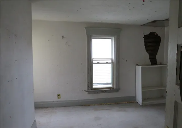 Photo 4 of Single family home for sale at 1080 Bruce St, Washington, PA 15301 | MLS# 1752500 | Listing updated on 2026-09-11