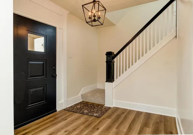 Photo 4 of Single family home for sale at 1660 Mercer Rd, Ellwood City, PA 16117 | MLS# 1752512 | Listing updated on 2026-09-02