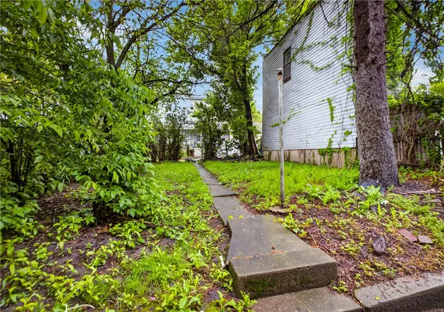 Photo 4 of Single family home for sale at 1238 Superior Ave, Pittsburgh, PA 15212 | MLS# 1752604 | Listing updated on 2026-09-08