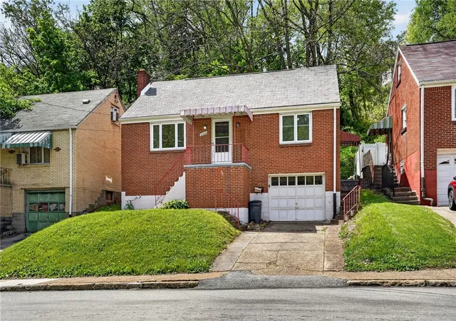 Photo 4 of Sale Pending at 2008 Patterson Ave, Mc Keesport, PA 15132 | MLS# 1752593 | Listing updated on 2026-09-08