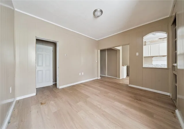 Photo 3 of Single family home for sale at 814 Lillian St, Knoxville, PA 15210 | MLS# 1752312 | Listing updated on 2026-09-08