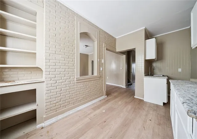 Photo 3 of Single family home for sale at 814 Lillian St, Knoxville, PA 15210 | MLS# 1752312 | Listing updated on 2026-09-08