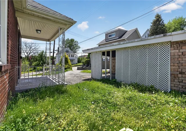 Photo 4 of Single family home for sale at 740 Punta Gorda Ave, East Mc Keesport, PA 15035 | MLS# 1752820 | Listing updated on 2026-09-10