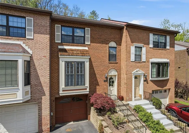 Condo for sale at 642 Woodcrest Dr, Pittsburgh, PA 15205 | MLS# 1753045