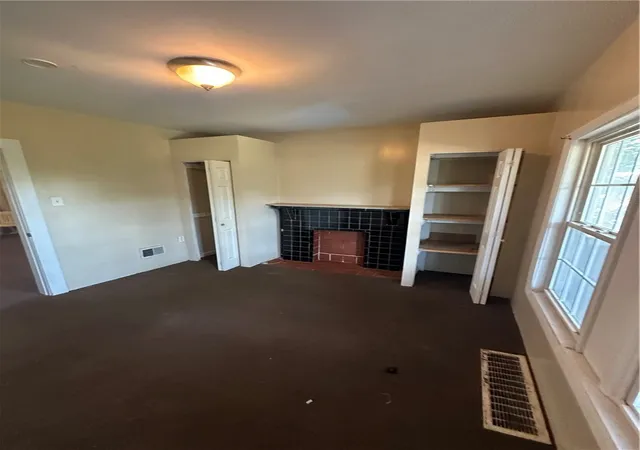 Photo 3 of Multi family home for sale at 934 Ridge St, Stowe Twp, PA 15136 | MLS# 1753207 | Listing updated on 2026-09-09