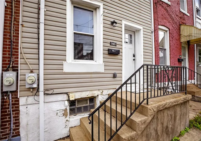 Photo 2 of Single family home for sale at 363 44th Street, Lawrenceville, PA 15201 | MLS# 1753271 | Listing updated on 2026-09-08